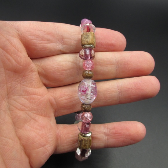 Vintage 8 Inch Elegant Glass Beaded Bracelet - Picture 2 of 4